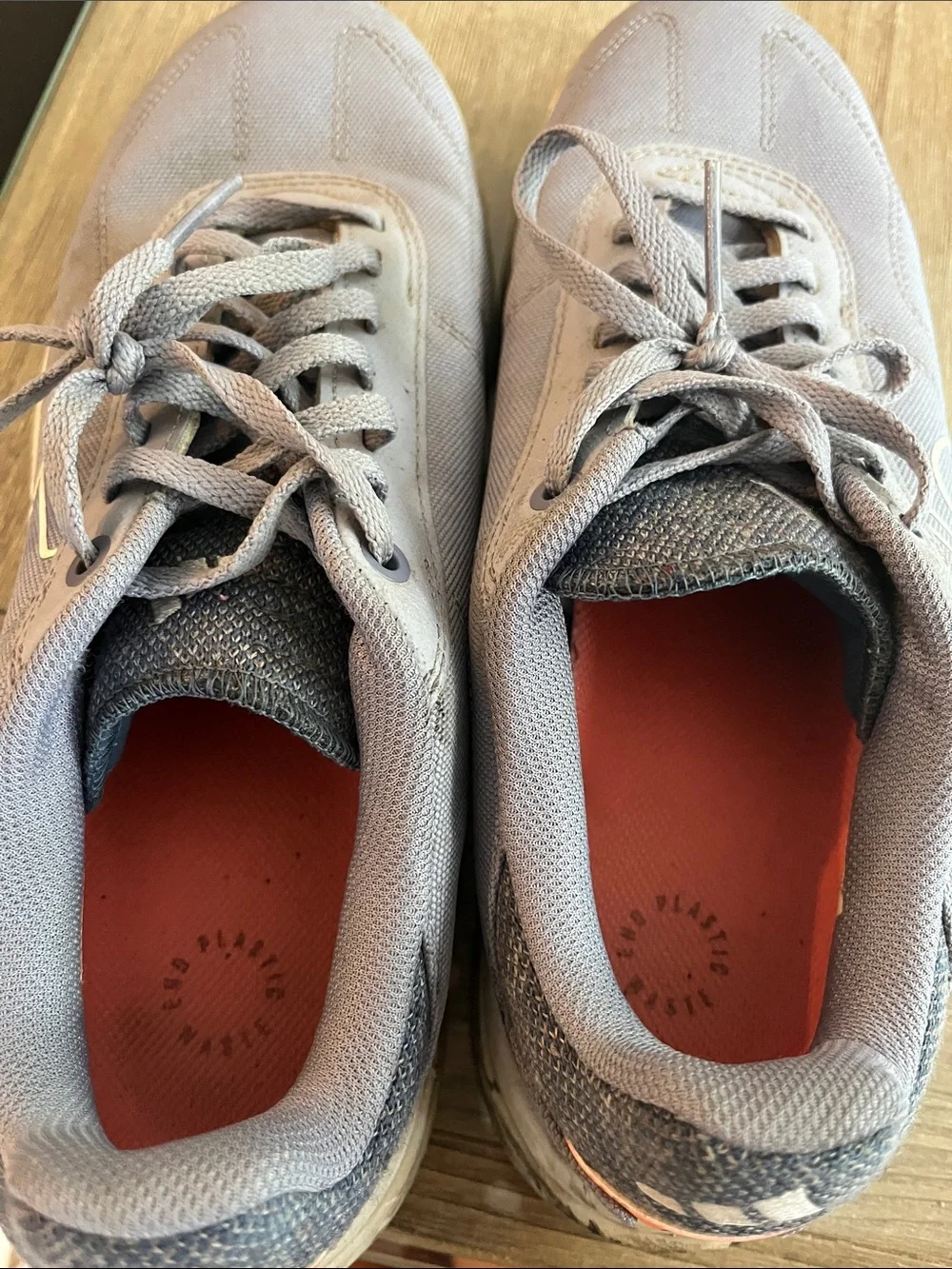 Adidas Five Ten women’s biking sneakers size 8.5 great condition